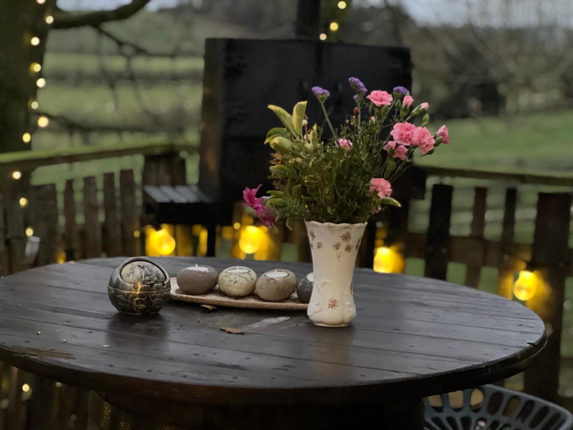 Burtree Country House, Tipi'S, Treehouse & Lodge & House Rooms With Hot Tubs In A Private Garden Тирск Экстерьер фото