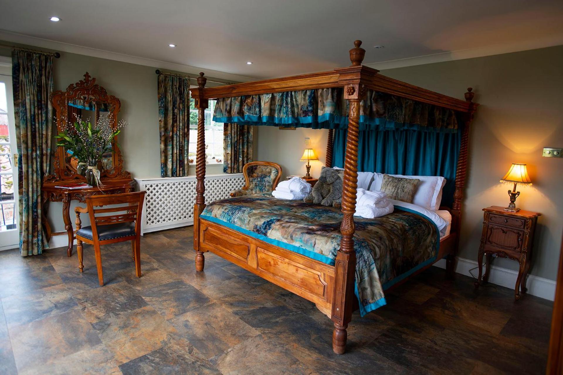 Burtree Country House, Tipi'S, Treehouse & Lodge & House Rooms With Hot Tubs In A Private Garden Тирск Экстерьер фото