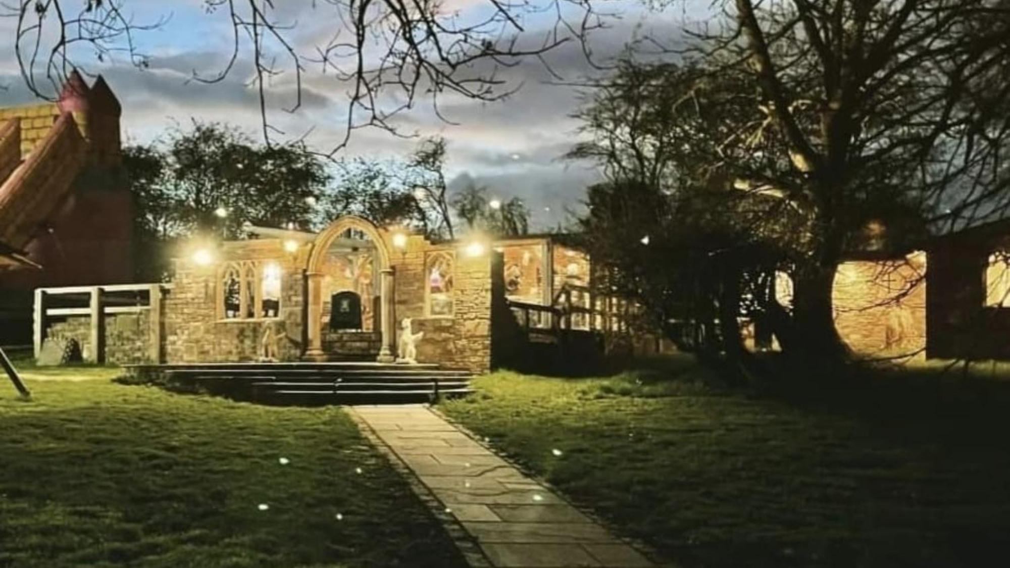 Burtree Country House, Tipi'S, Treehouse & Lodge & House Rooms With Hot Tubs In A Private Garden Тирск Экстерьер фото