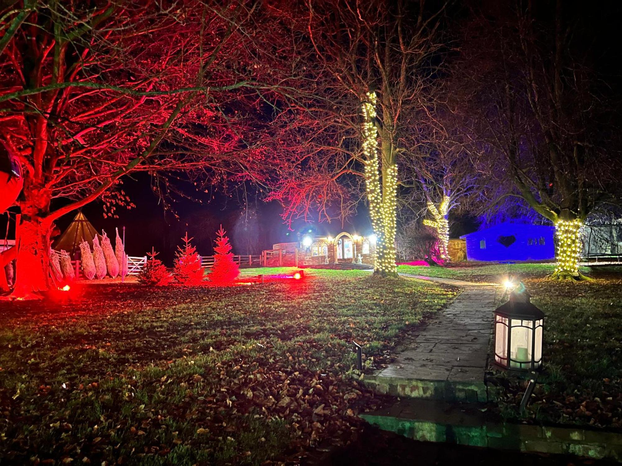 Burtree Country House, Tipi'S, Treehouse & Lodge & House Rooms With Hot Tubs In A Private Garden Тирск Экстерьер фото